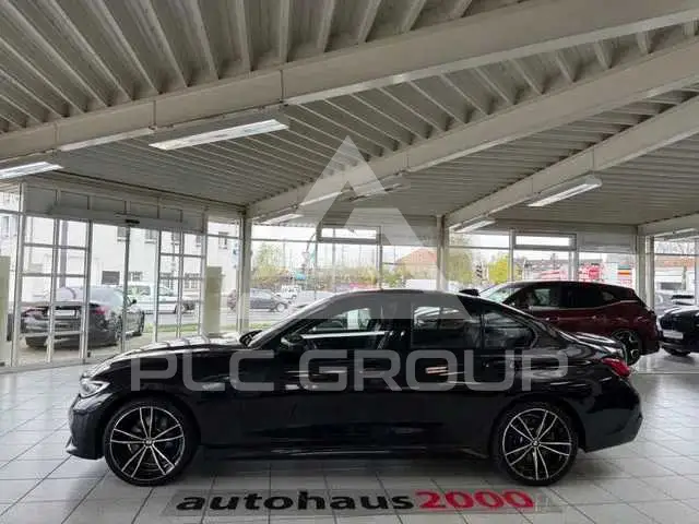 2019 BMW 330