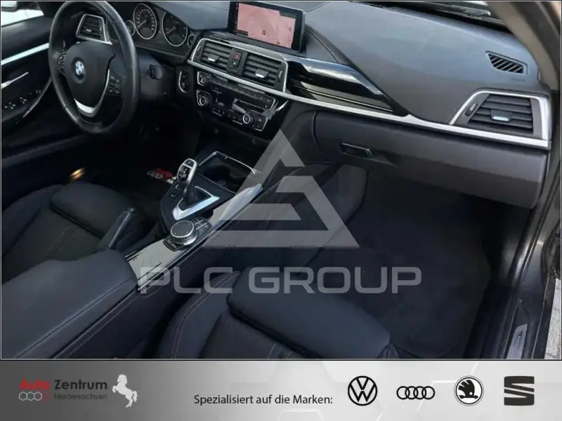 2019 BMW 330