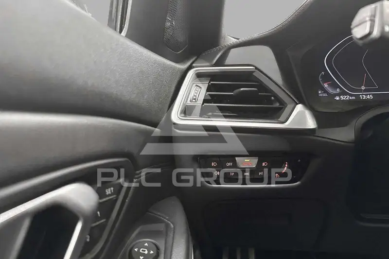 2019 BMW 330