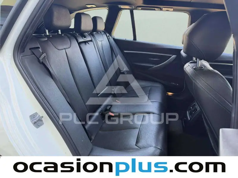 2019 BMW 330