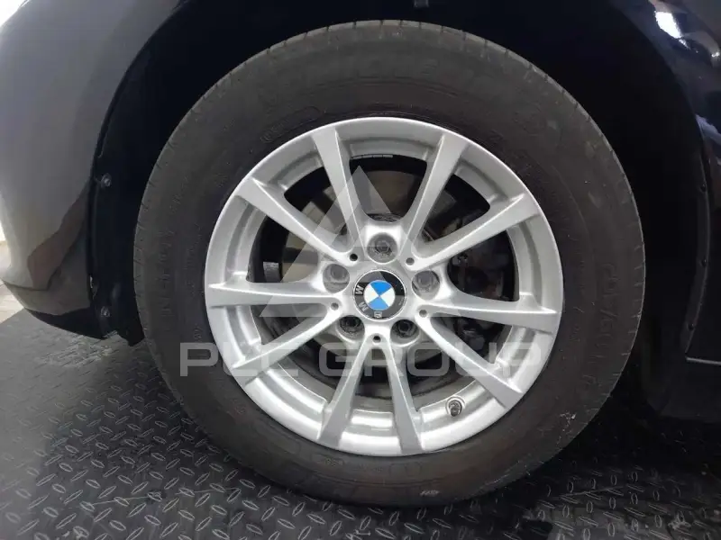 2019 BMW 330