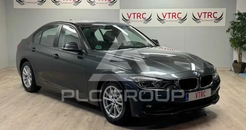 2019 BMW 330