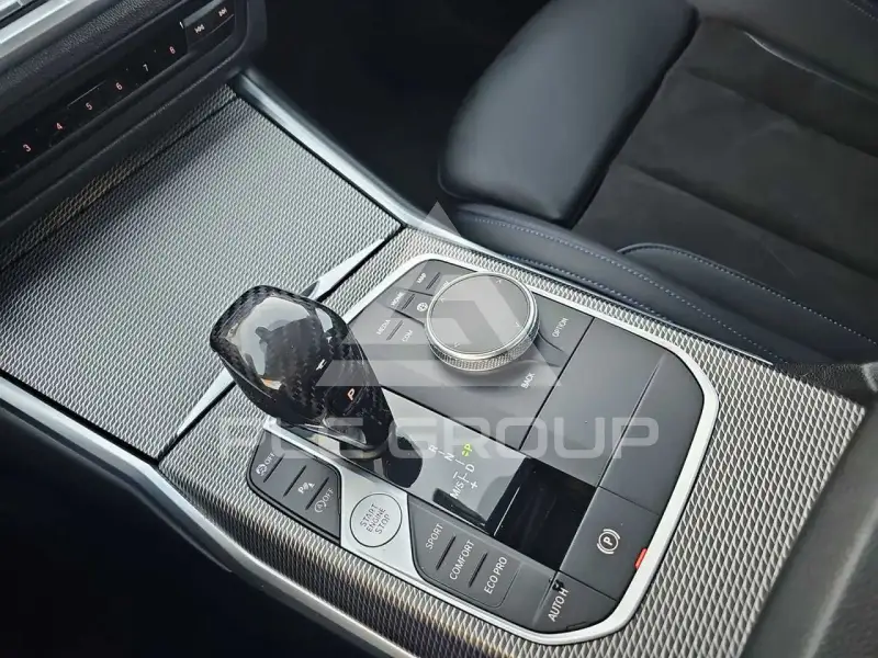 2019 BMW 330