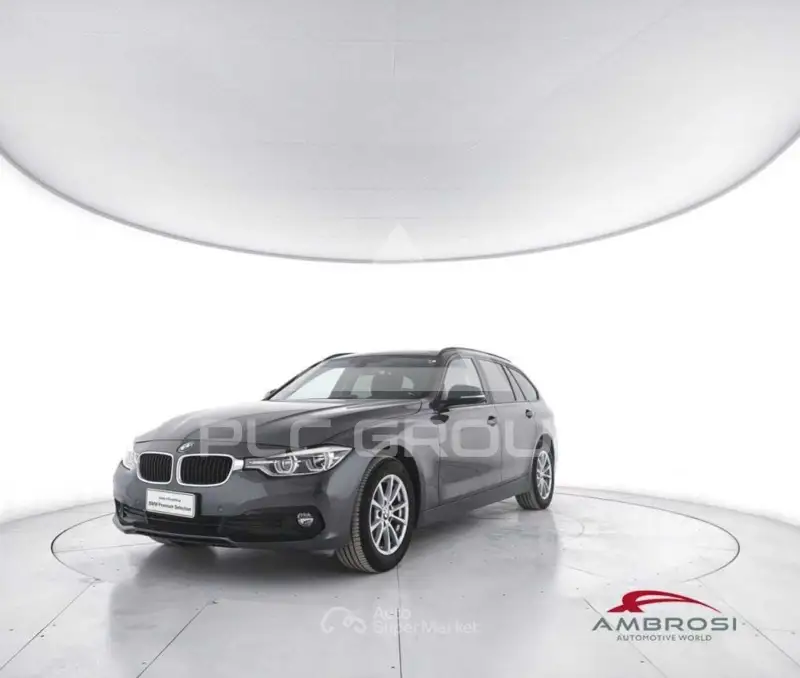 2019 BMW 330