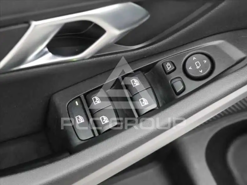 2019 BMW 330