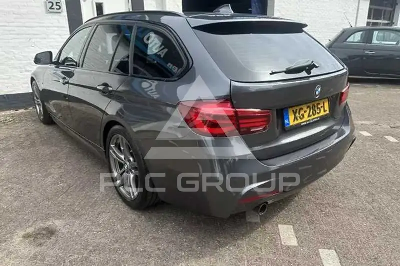 2019 BMW 330