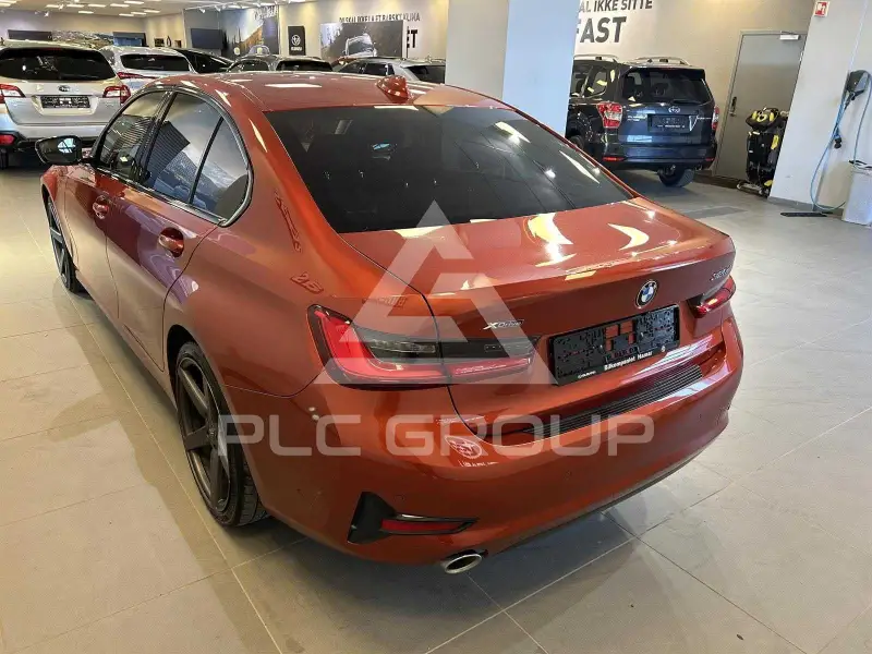 2019 BMW 330