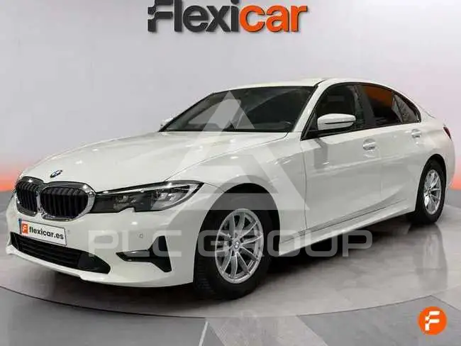 2019 BMW 330