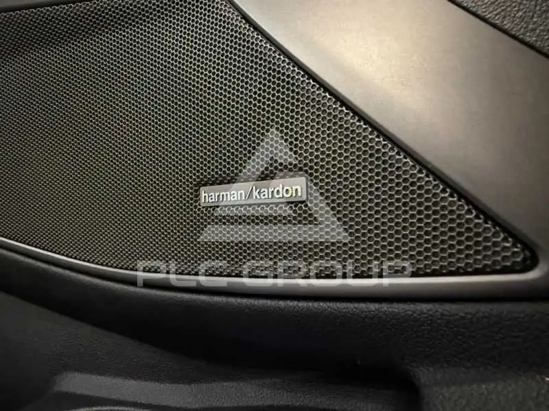 2019 BMW 330