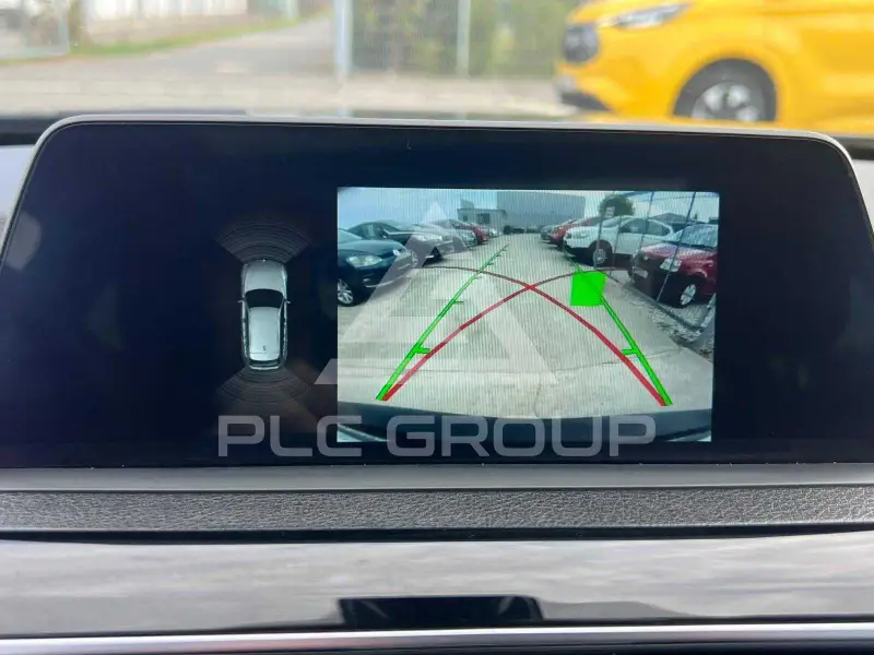 2019 BMW 330