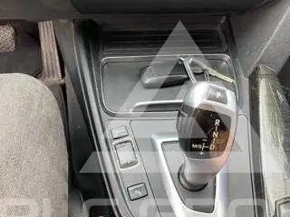 2019 BMW 330
