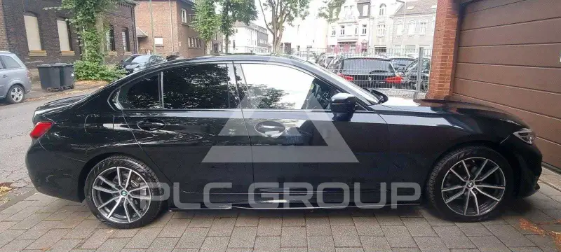 2019 BMW 330
