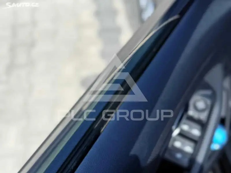 2019 BMW 330
