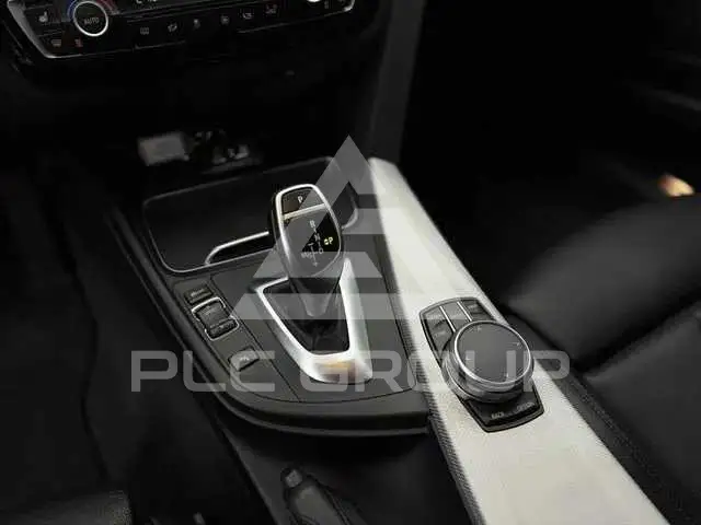 2019 BMW 330