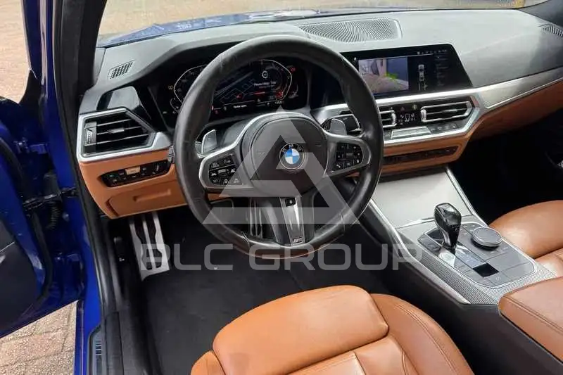 2019 BMW 330