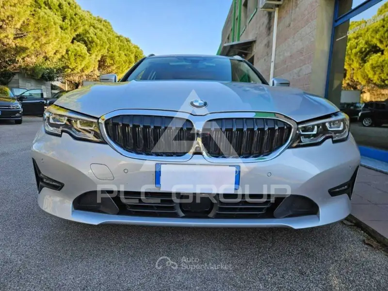 2019 BMW 330