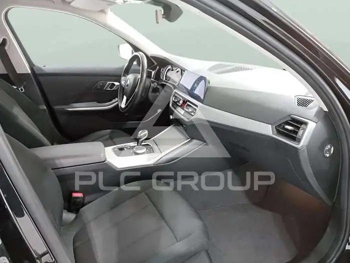 2019 BMW 330