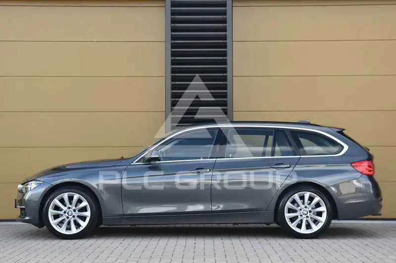 2019 BMW 330