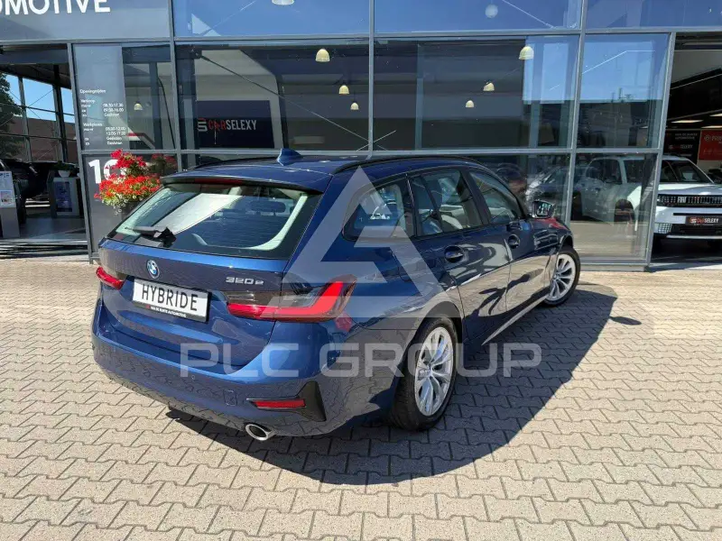2019 BMW 330