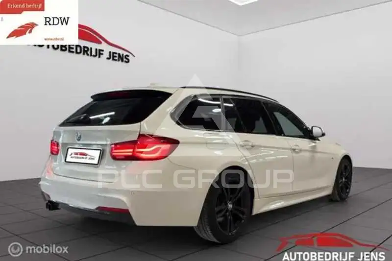 2019 BMW 330