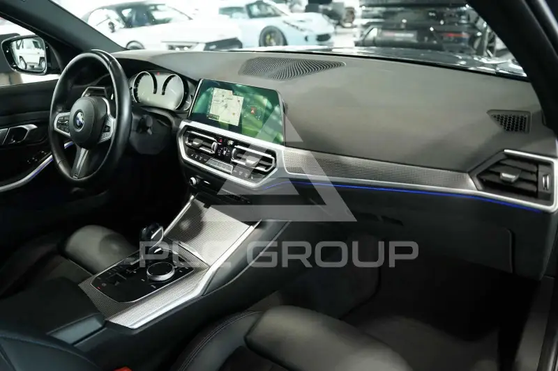 2019 BMW 330