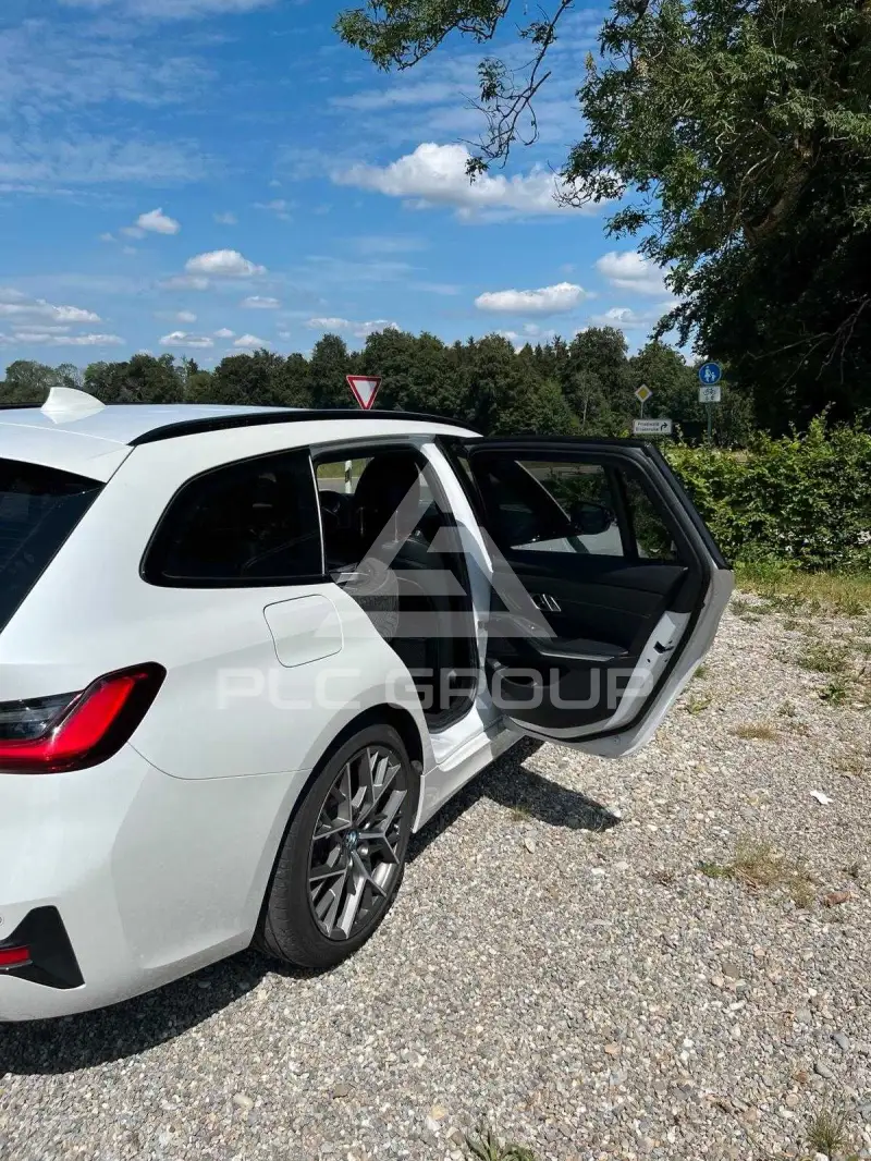 2019 BMW 330