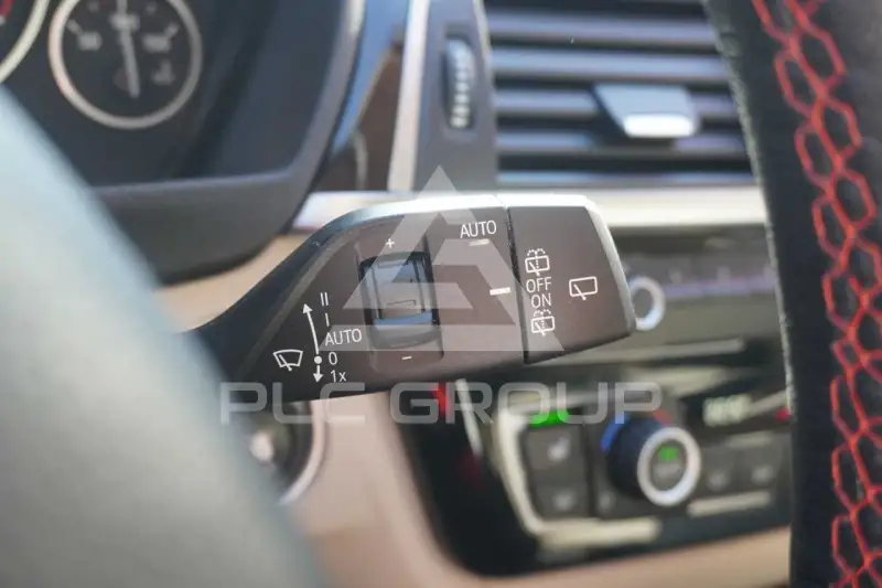 2019 BMW 330