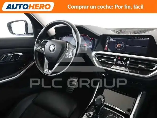2019 BMW 330