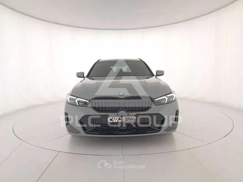 2019 BMW 330