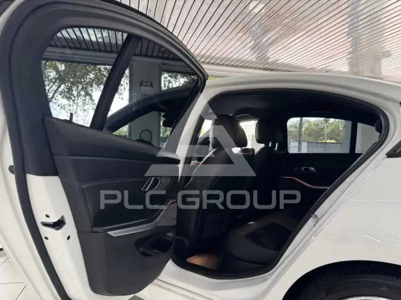 2019 BMW 330
