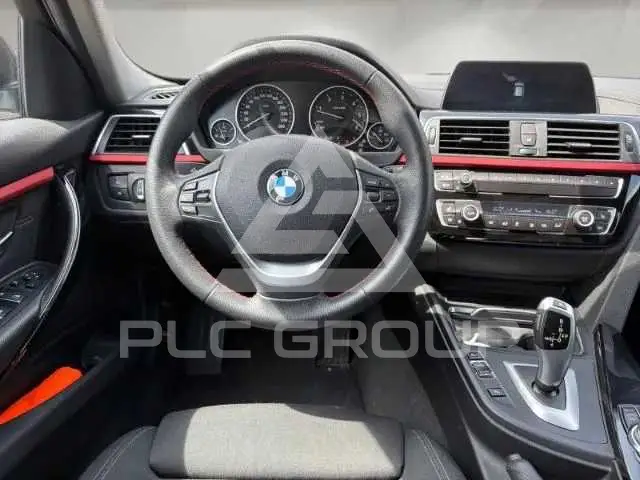 2019 BMW 330