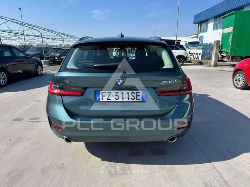 2019 BMW 330