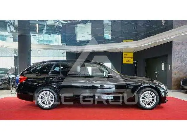 2019 BMW 330