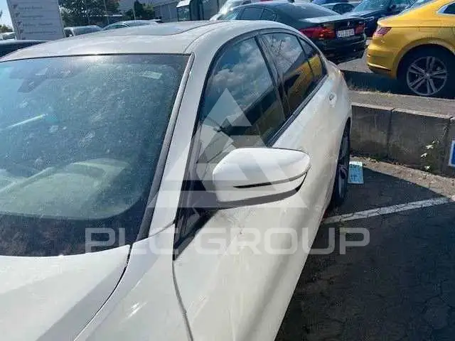 2019 BMW 330