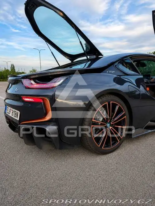 2019 BMW I8