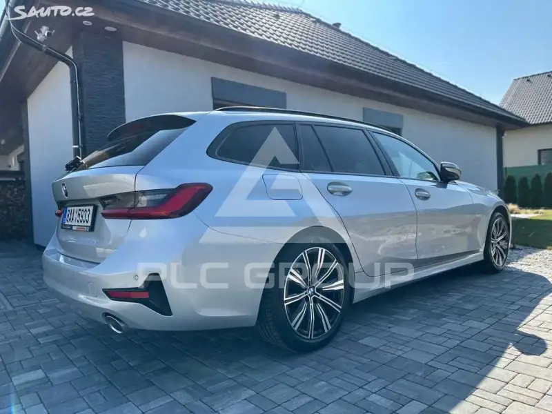 2019 BMW 120