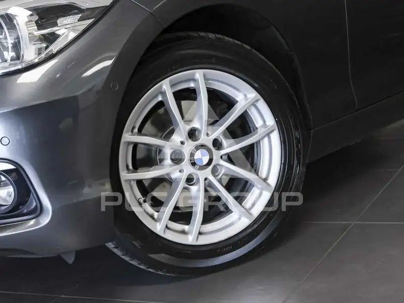 2019 BMW 120
