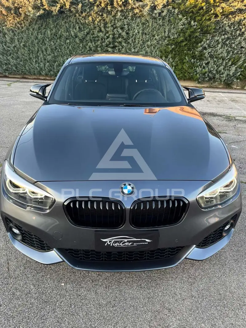 2019 BMW 120