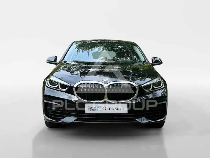 2019 BMW 120