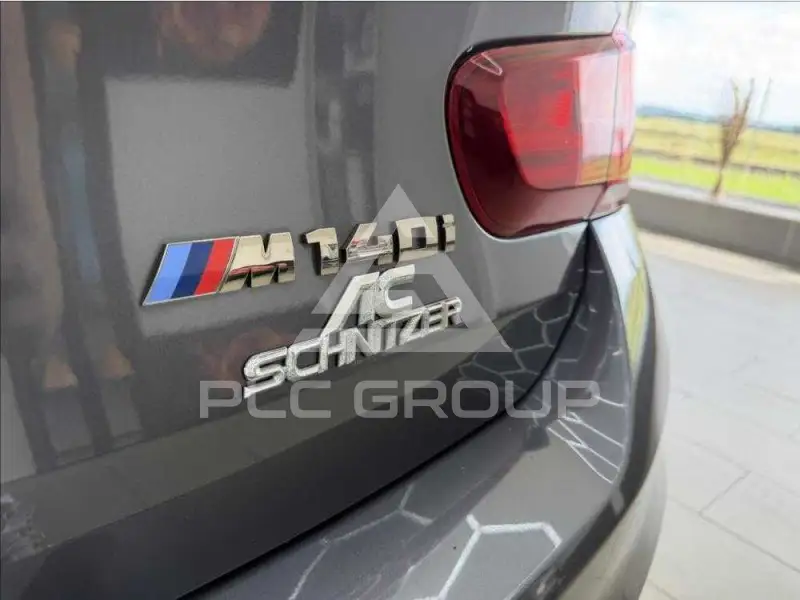 2019 BMW 120