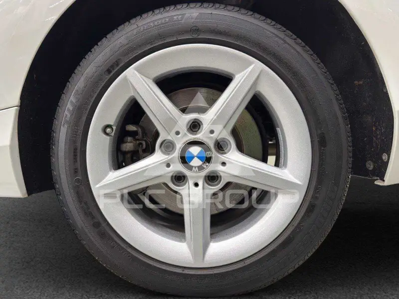 2019 BMW 120