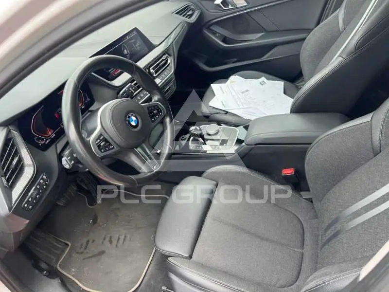 2019 BMW 120