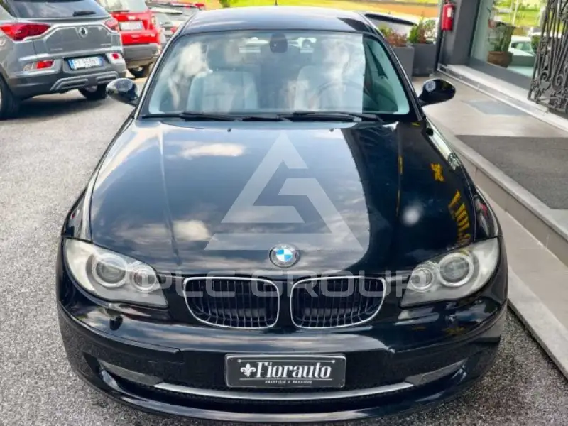 2019 BMW 120