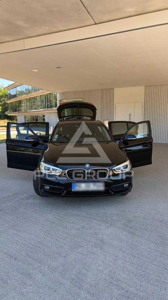 2019 BMW 120