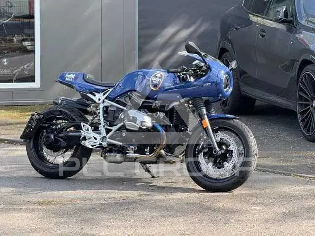 2019 BMW 120