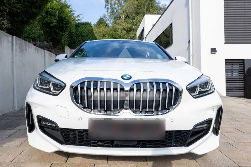 2019 BMW 120
