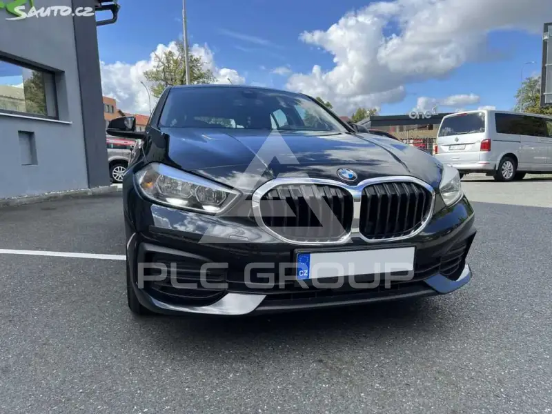2019 BMW 120