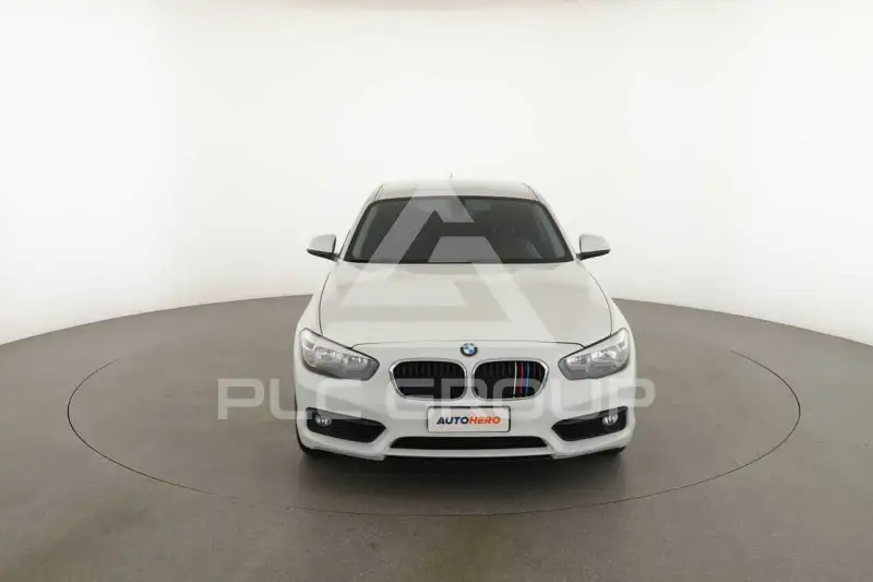 2019 BMW 120