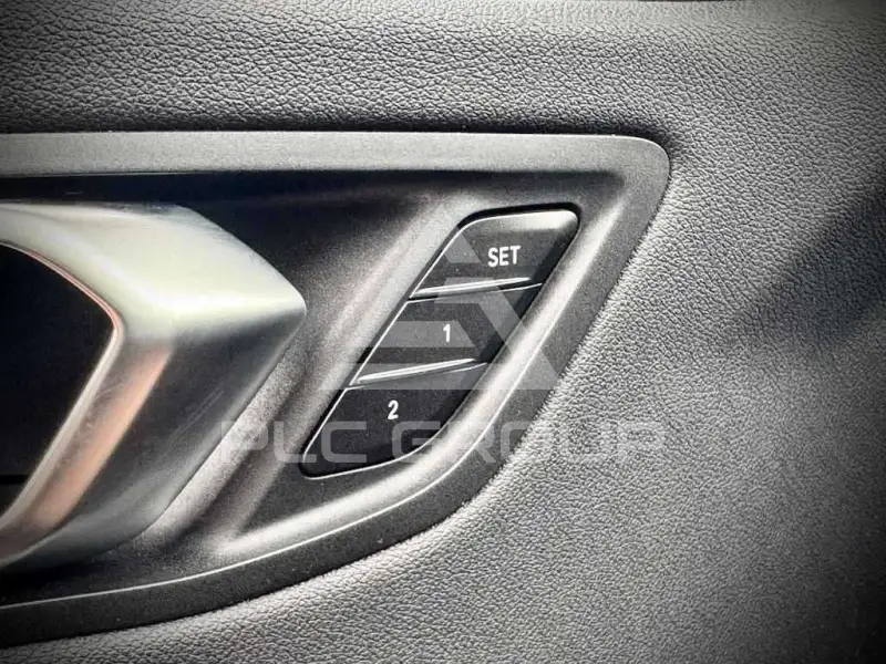 2019 BMW 120