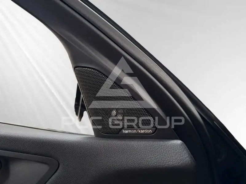 2019 BMW 120